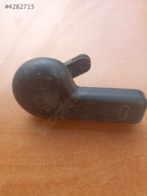 Ford Focus 3 Motor Kaput Açma Kolu