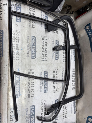 ÇIKMA BMW 3 SERİSİ F30 SOL ARKA KAPI FİTİLİ