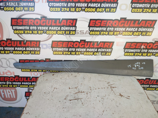 HYUNDAİ İ10 SOL ÖN KAPI ÇITASI