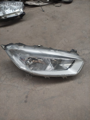 Et7613W029AJ Ford Courier sağ ön far