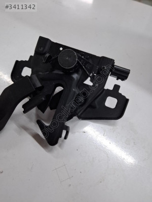 Duster Xjd kaput kilidi  orj sifir 656014131R