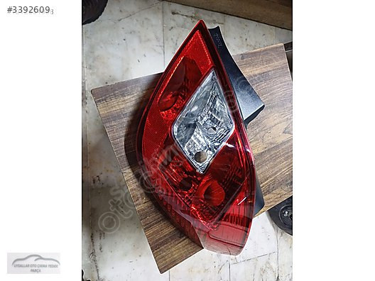 Opel Corsa D sıfır orijinal sağ arka stop