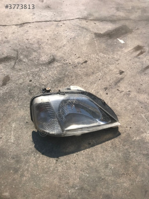 Dacia Logan Sağ Far