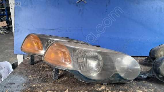 Honda HR-V Sağ Far