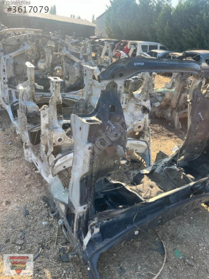 RANGE ROVER SOL ÖN ŞASİ GÜÇMANLAR