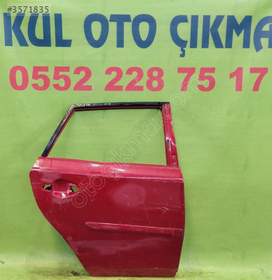 toyota auris sağ arka kapı