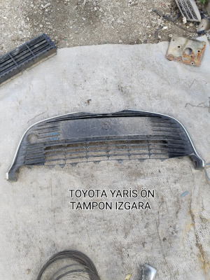 TOYOTA YARİS ORJİNAL ÖN TAMPON IZGARA 2014-2017
