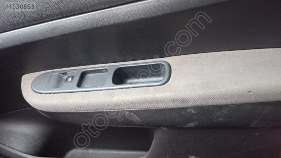 peugeot 307 sağ ön kapı cam düğmesi