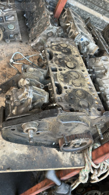 Peugeot partner 1.9 silindir kapağı