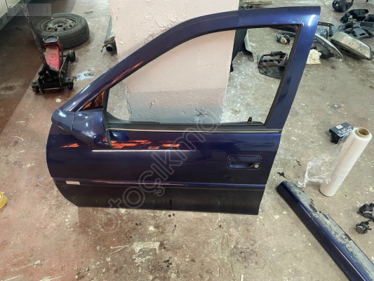 OPEL VECTRA B SOL ÖN KAPI MERT OTO