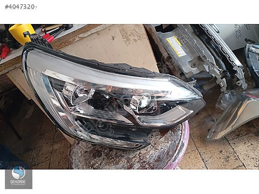 RENAULT MEGANE 4 JOY PAKET SAĞ FAR ÇIKMA ORJİNAL