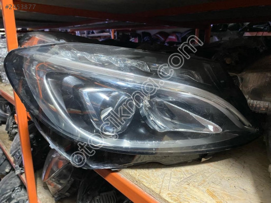 MERCEDES W205 C180 - C200 SAĞ FAR / LED