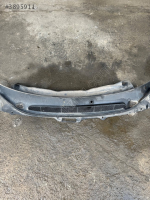 Volvo s80 çıkma cam önü ızgarası