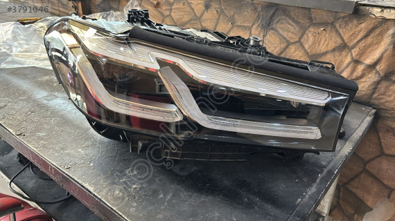 BMW 5 SERİ G30 LCİ SAĞ FAR 5A388C8-04