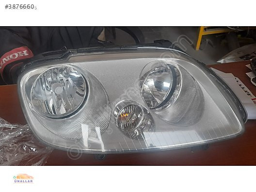 2007 VW Caddy Sağ Far - Ünallar Oto Çıkma Yedek Parça