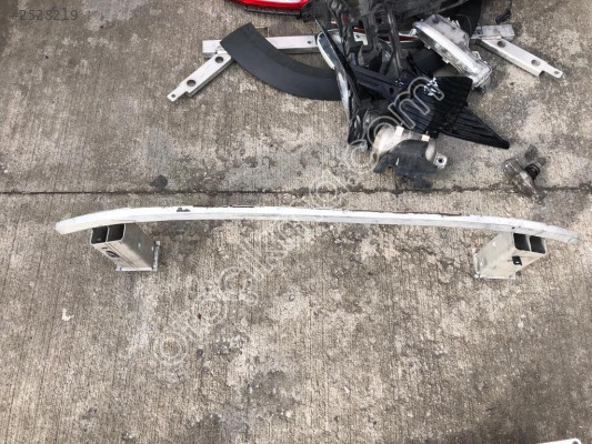 VOLVO S60 ÖN TAMPON ALT DEMİRİ 32246766