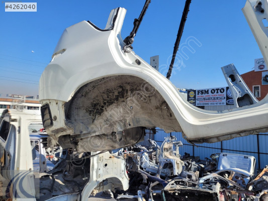 TOYOTA RAV4 2010 ÇIKMA SAĞ ARKA ÇAMURLUK