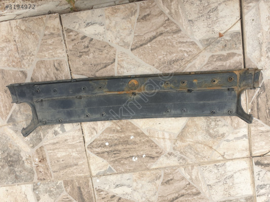 Bmw e36 ön plakalık 51118146076 orjinal cikma