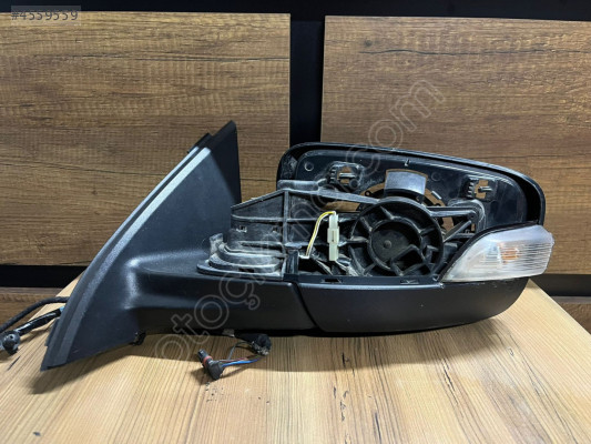 VOLVO XC60 SOL AYNA ORJİNAL 31298492