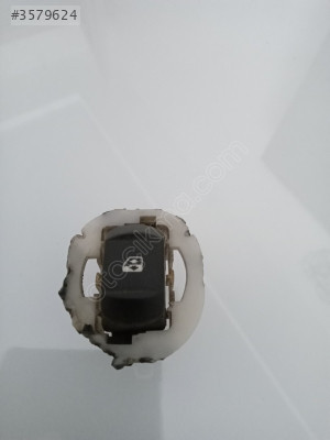 RENAULT Megane 2 Cam Açma Düğmesi