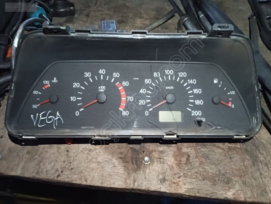 Lada vega kilometre saati