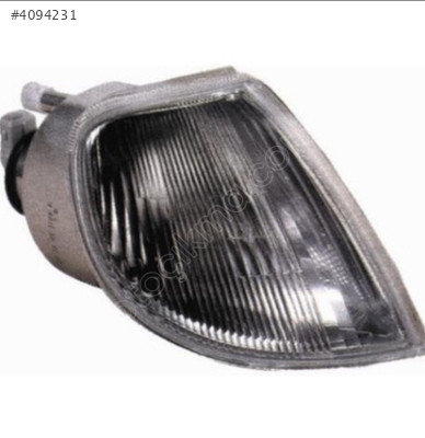 Citroen Saxo sağ ön sinyal lambası 630360