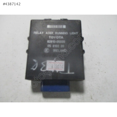 Toyota Carina Işık Rölesi 82810-05020