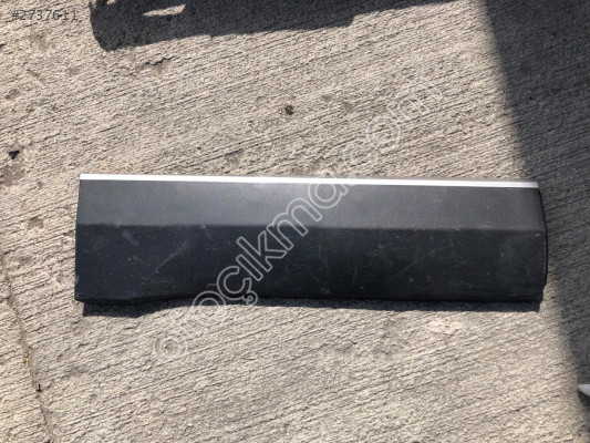 TOGG T10X SAĞ ARKA KAPI ÇITASI B0404902004AB