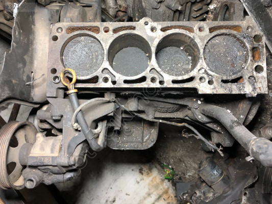 Opel Vectra B 1.6 16V Yarım Motor