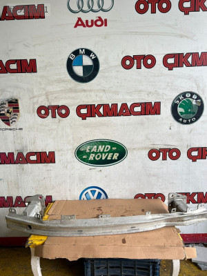 RENAULT MEGANE III ÖN TAMPON DEMİRİ