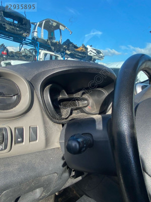 RENAULT TRAFİC3 SİNYAL KOLU OTO FEDAİ