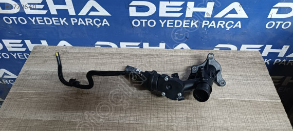 RENAULT TRAFİC TALİSMAN SU POMPA DAĞITIM KUTUSU 1.6 DCİ 11000686R