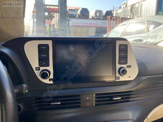 HYUNDAİ BAYON ORJİNAL EKRANLI TEYP