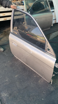 Kia shuma sağ ön kapı