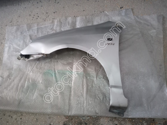Toyota Corolla 02-06 Model Ön Sol Çamurluk Orijinal Çıkma