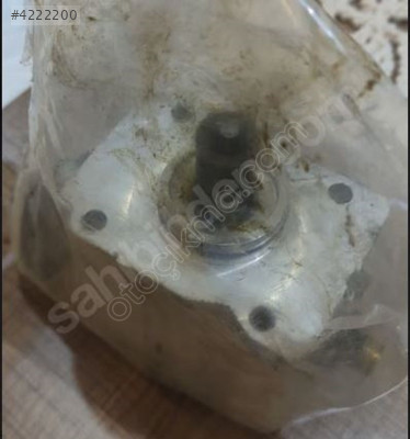 Golf 5 1.6 FSI Yakıt basınç pompa-REGÜLATÖR 03C127025L 4 CİVATALI