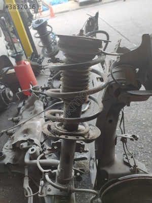 Reno Megane 4 sağ ön helezon yayı benzinli