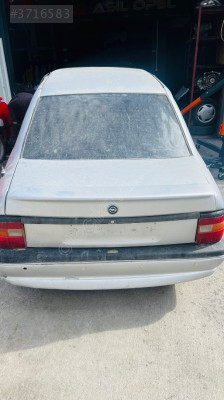 Opel vectra a gt arka set komple hatasız