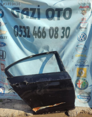 VOLKSWAGEN PASSAT B8 SAĞ ARKA KAPI