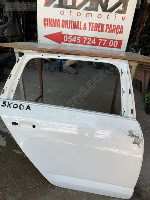 Skoda octavia sağ arka kapı