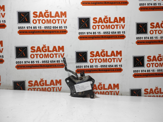 ÇIKMA RENAULT CLİO-4 SOL ARKA DİNGİL TAŞIYICI OEM; 554327380R
