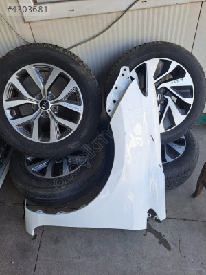 toyota auris 2015 çıkma sol ön çamurluk (son fiyat)