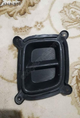 Kia Bongo ön tampon sol  sis farı kapağı