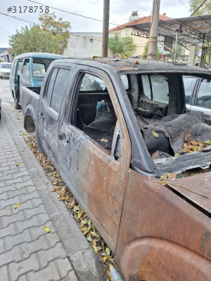 Nissan Navara Orjinal Sağ Arka Kapı