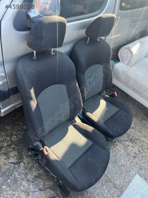 NİSSAN JUKE ÖN KOLTUKLAR