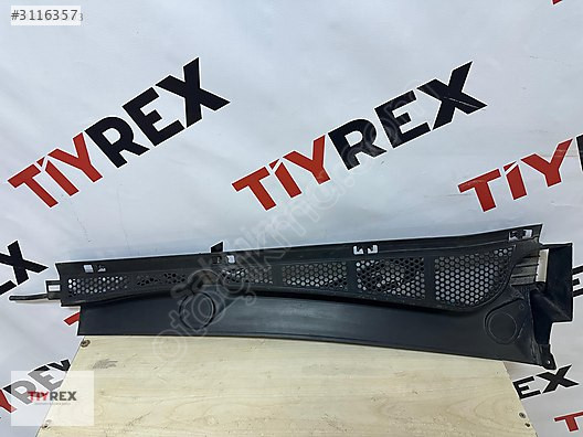 Peugeot Rifter Cam Izgarası 15-18 9816604280