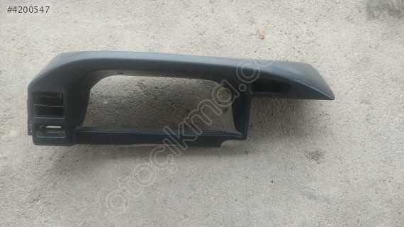 L300 Mitsubishi Gösterge Panel Çerçeve Parçası