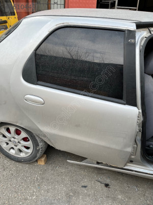 Fiat Albea sağ arka kapı dolu çıkma orijinal