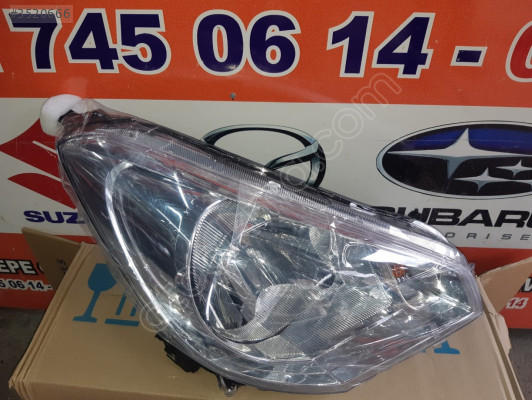 mitsubishi attrage sağ far
