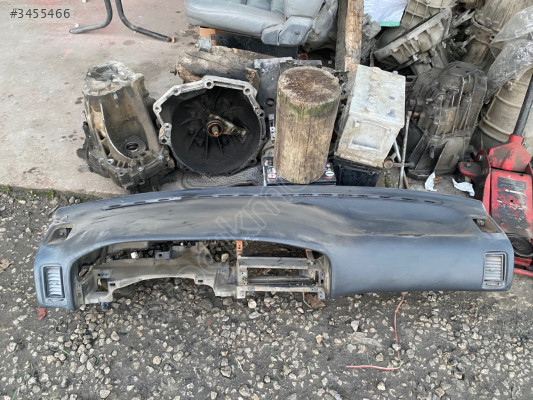 TOYOTA COROLLA LIFTBACK KOMPLE TORPİDO GÖĞÜSLÜK